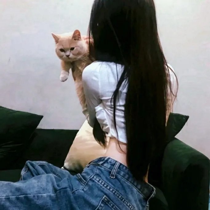 为何是吴秀在